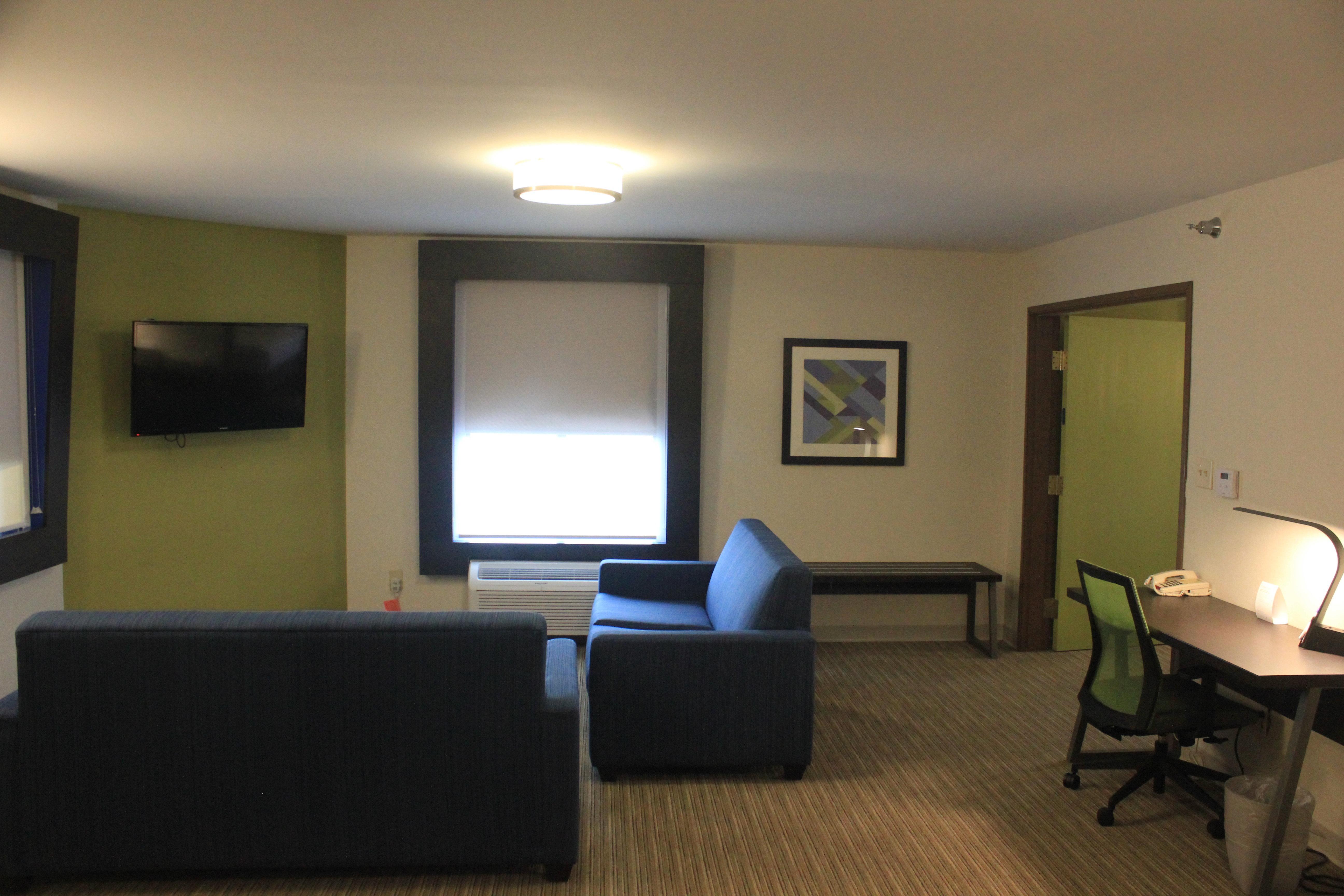 Holiday Inn Express Corydon By Ihg Exterior photo